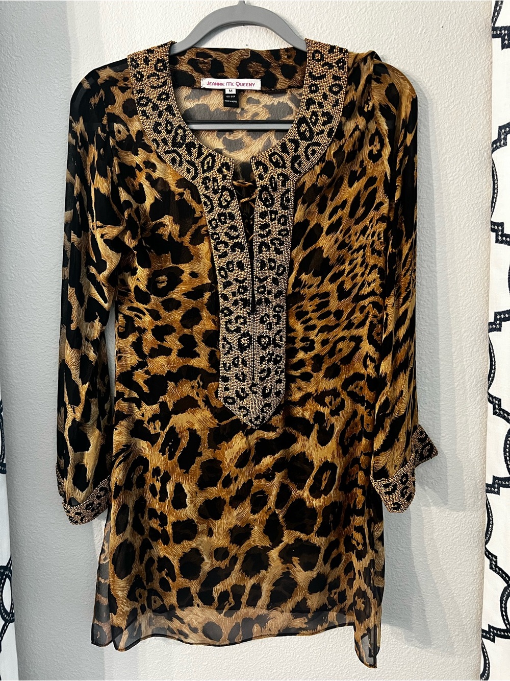 Jeannie McQueeny Black And Brown Leopard Print Silk Heavily Beaded Tunic
Medium - Picture 2 of 12